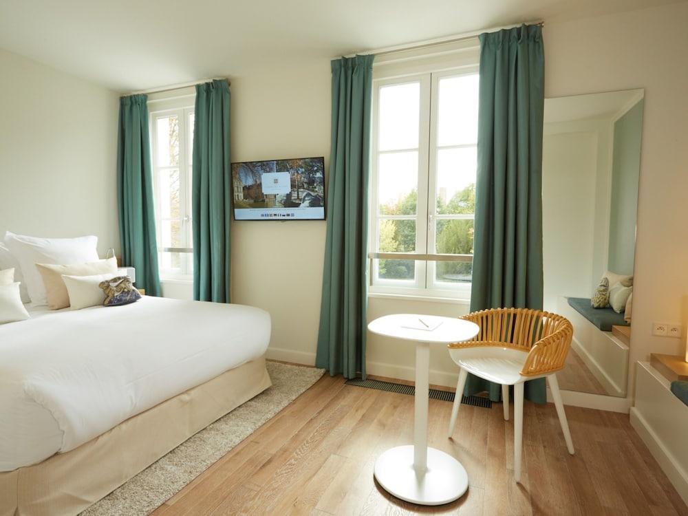 Hotel De Cavoye Fontainebleau Exteriör bild